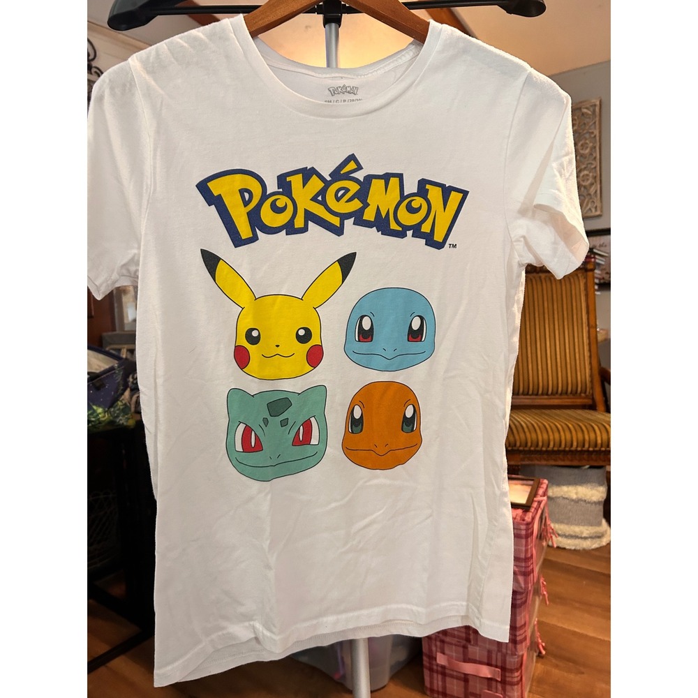 Pokemon Graphic T-Shirt White Pikachu Bulbasaur Squirtle Charmander‎ Small SM